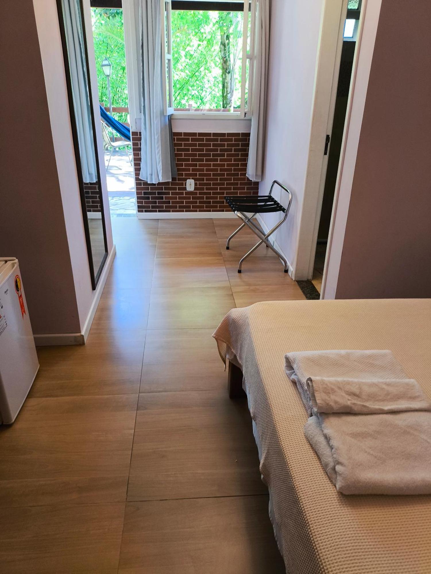 Flats Com Deque, Cozinha E Churrasqueira Conservatória Εξωτερικό φωτογραφία